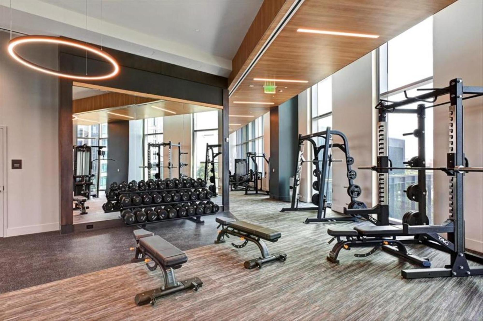 Global Luxury Suites At Town Center Reston Esterno foto